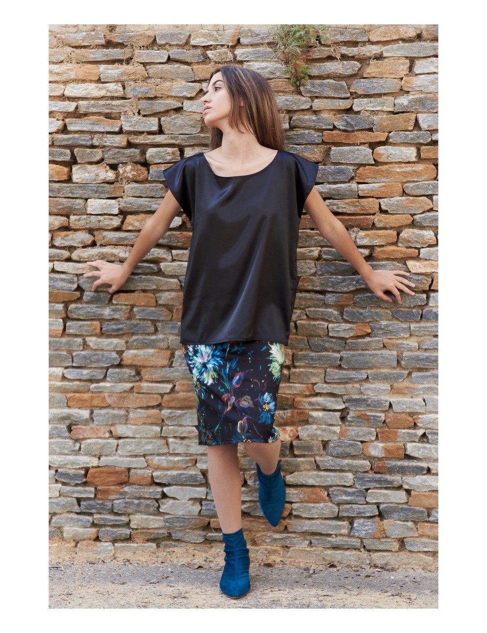 blusa raso negra